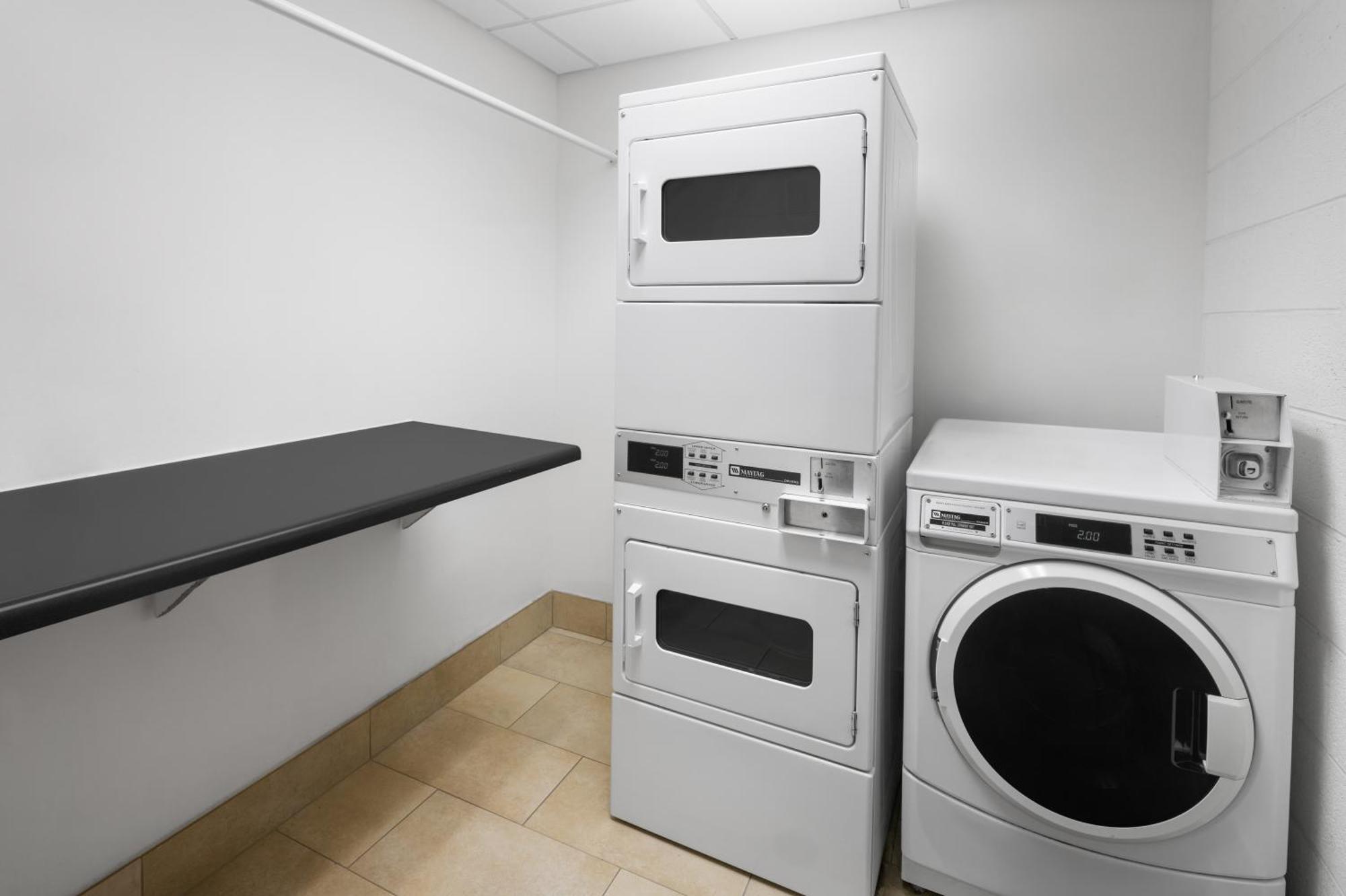Courtyard By Marriott Salt Lake City Sandy Ngoại thất bức ảnh